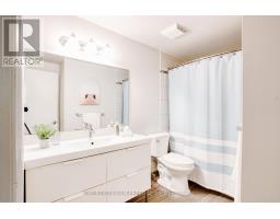 5 SASHA CRESCENT - 7