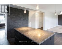 7 TURNBERRY COURT - 12