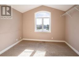 7 TURNBERRY COURT - 29