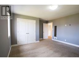 7 TURNBERRY COURT - 32