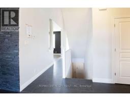 7 TURNBERRY COURT - 39