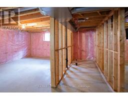 7 TURNBERRY COURT - 42