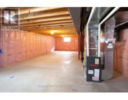 7 TURNBERRY COURT - 43