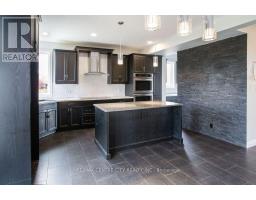 7 TURNBERRY COURT - 8