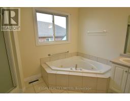 578 WELLINGTON STREET - 11