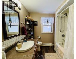 315 CARADOC STREET N - 23