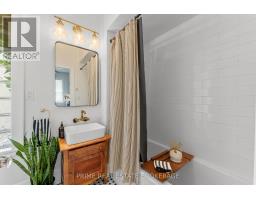 785 QUEENS AVENUE - 16