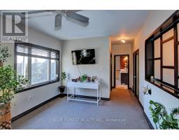 754 RIVERSIDE DRIVE - 22