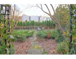 754 RIVERSIDE DRIVE - 38