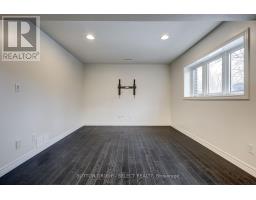 21 ALDERWOOD COURT - 17