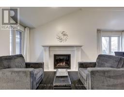 21 ALDERWOOD COURT - 3