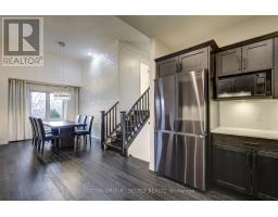 21 ALDERWOOD COURT - 9