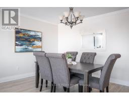 701 - 389 DUNDAS STREET - 11