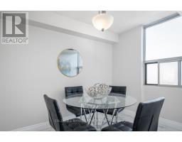 701 - 389 DUNDAS STREET - 17