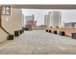 701 - 389 DUNDAS STREET - 26