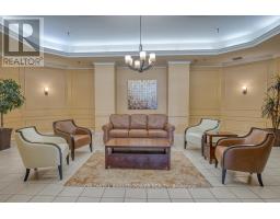 701 - 389 DUNDAS STREET - 3