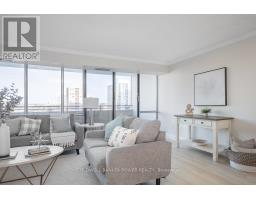 701 - 389 DUNDAS STREET - 7