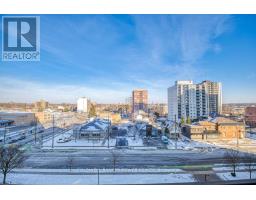 701 - 389 DUNDAS STREET - 9