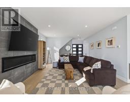 11 HAYES STREET - 11