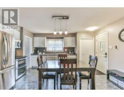 15 TALAVERA CRESCENT - 13