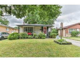 15 TALAVERA CRESCENT - 3