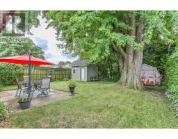 15 TALAVERA CRESCENT - 33