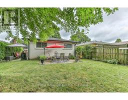 15 TALAVERA CRESCENT - 35