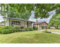 15 TALAVERA CRESCENT - 4