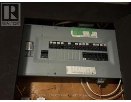 358 HELEN DRIVE - 32