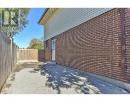 206 ADMIRAL DRIVE - 37