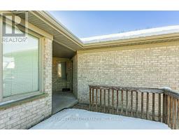 18 - 825 SHELBORNE STREET - 30