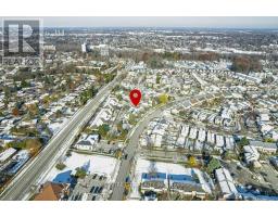 18 - 825 SHELBORNE STREET - 38