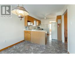 18 - 825 SHELBORNE STREET - 9