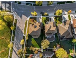 328 PLANE TREE DRIVE - 44