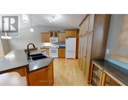 50 - 620 THISTLEWOOD DRIVE - 11