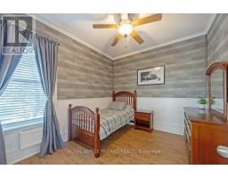 217 SHACKLETON LINE - 32