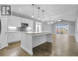 25 BIRCHALL LANE - 8