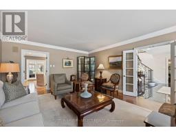 129 WYCHWOOD PLACE - 11