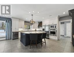 129 WYCHWOOD PLACE - 14