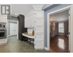 129 WYCHWOOD PLACE - 17