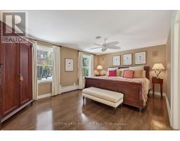 129 WYCHWOOD PLACE - 20