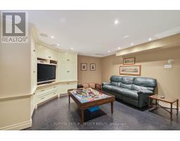 129 WYCHWOOD PLACE - 36