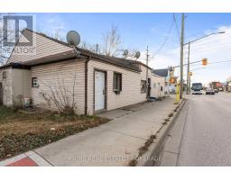 234 MAITLAND STREET - 23