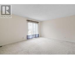 345 EVERGLADE CRESCENT - 7