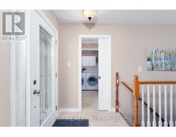 32 SCOURFIELD DRIVE - 13