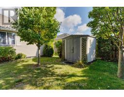 32 SCOURFIELD DRIVE - 30