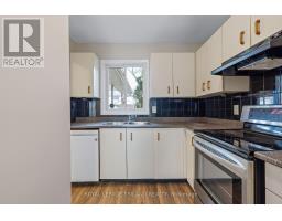 24 - 151 BONAVENTURE DRIVE - 18