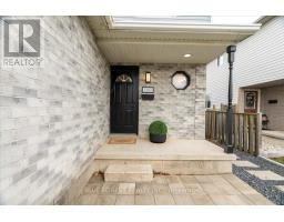 1343 ASPENRIDGE CRESCENT - 4