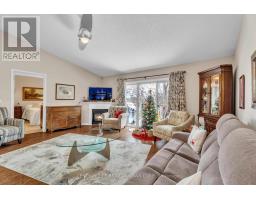 7 - 80 CENTRE STREET - 13