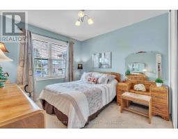 7 - 80 CENTRE STREET - 19